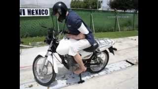 Tontos motociclistas