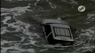 Borrachos casi se ahogan en Camioneta 