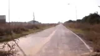 Idiota se cae de la bici