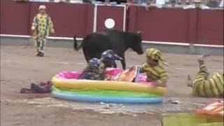 Superlandia. Enanitos toreros