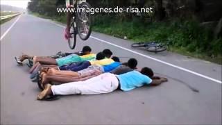 Caidas y Golpes en Bicicleta