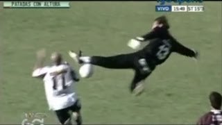 Patadas "de altura"en fútbol