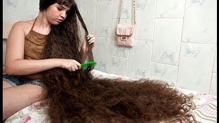 Las hermanas con el pelo mas largo del mundo