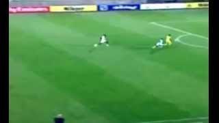 Increible fuerza de un arquero