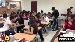 Broma pesada en el colegio