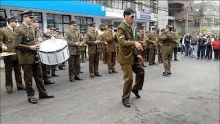 Policía bailando al estilo Michael Jackson