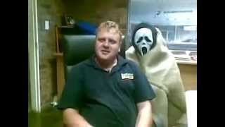 Asustando personas desprevenidas