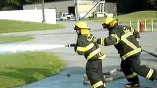 Bomberos - Demasiada presión de agua