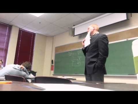 Broma en clase al profesor