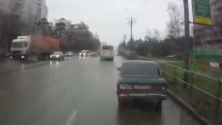 Conductor castiga a conductores agresivos