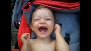 Risas contagiosas de bebés