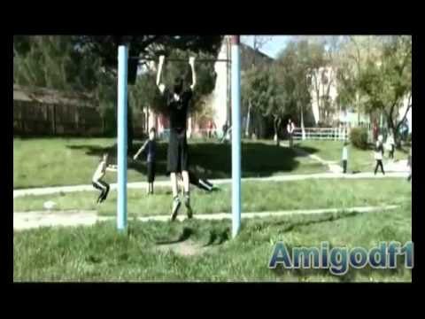 Bromas pesadas en la calle